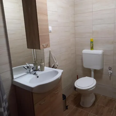 Bb64 Apartmanhaz Бекешчаба Екстер'єр фото