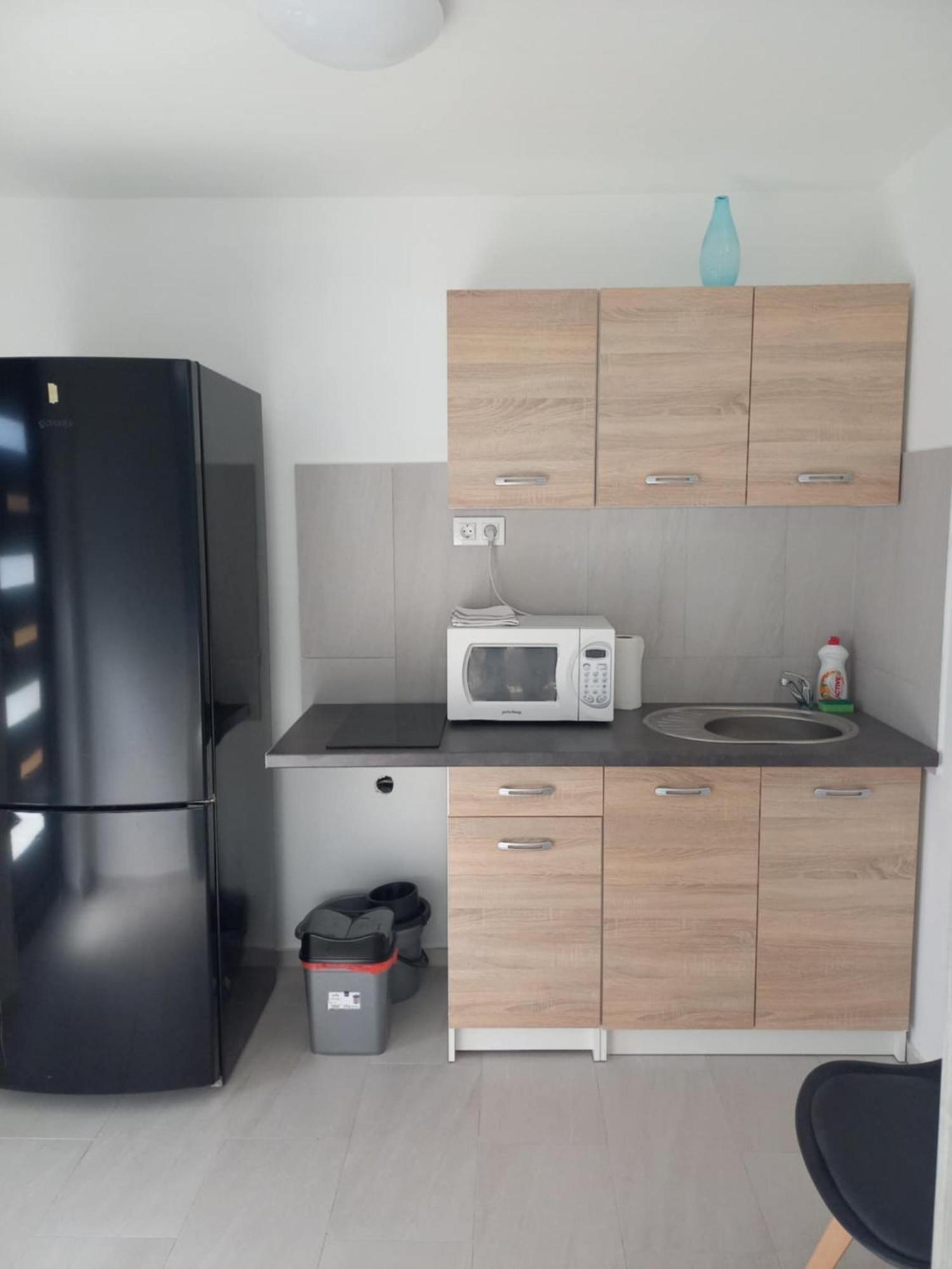 Bb64 Apartmanhaz Bekescsaba