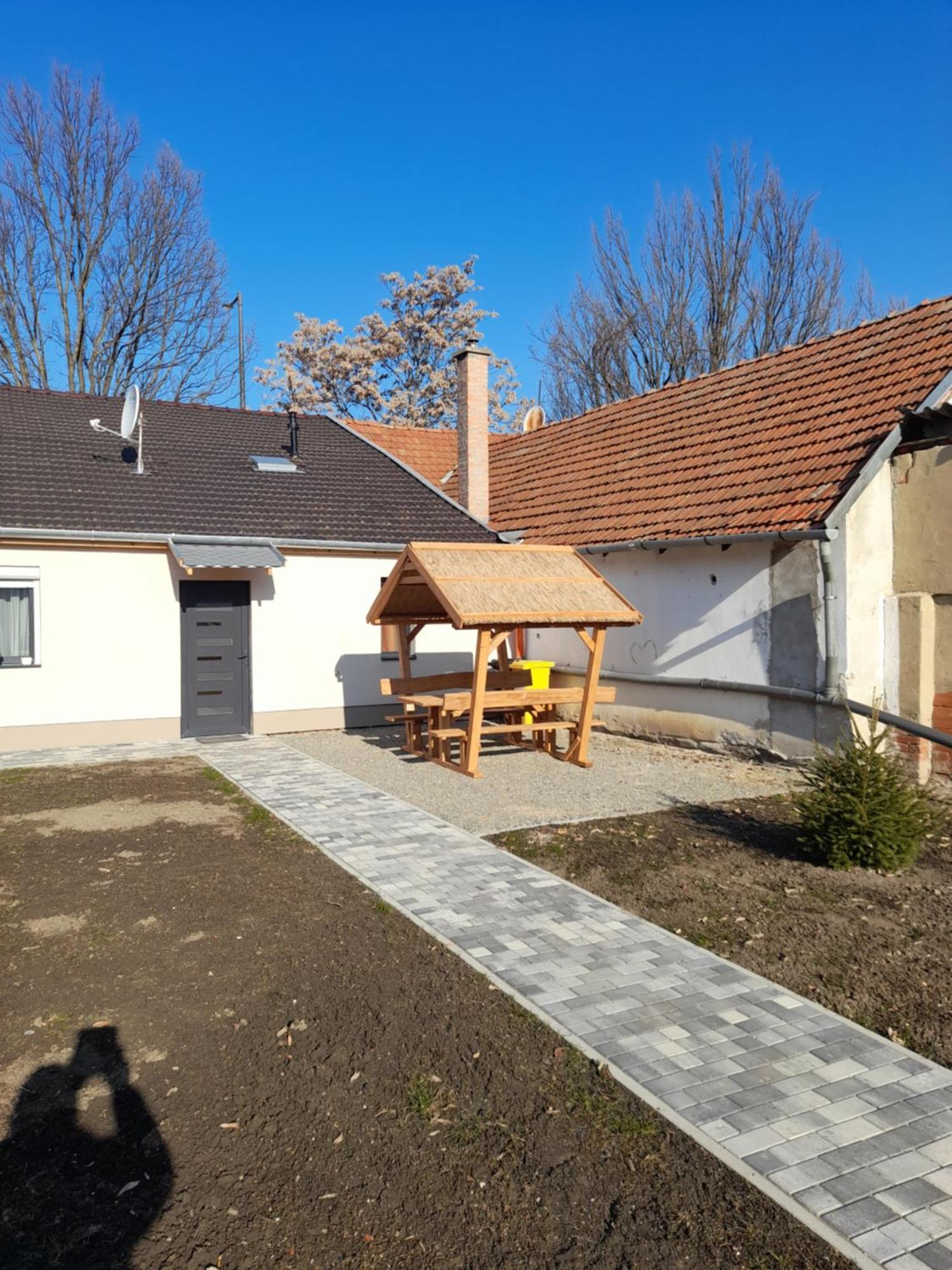 Bb64 Apartmanhaz * Bekescsaba